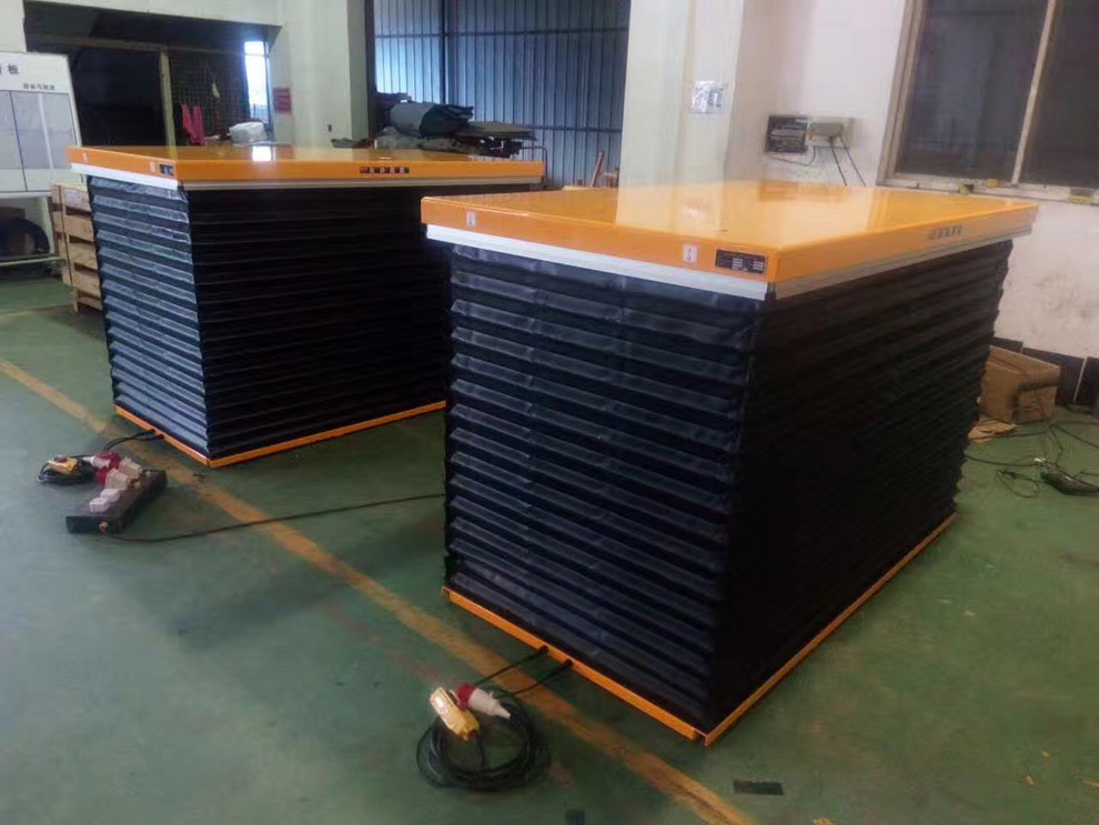 ETY low-profile electric lifting table
